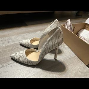 Jessica Simpson Charie pumps
